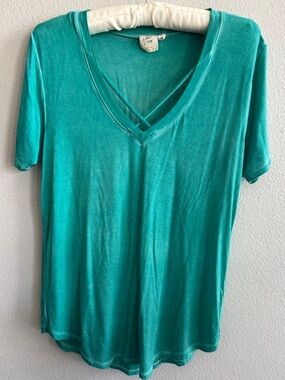 Beautiful Teal Top